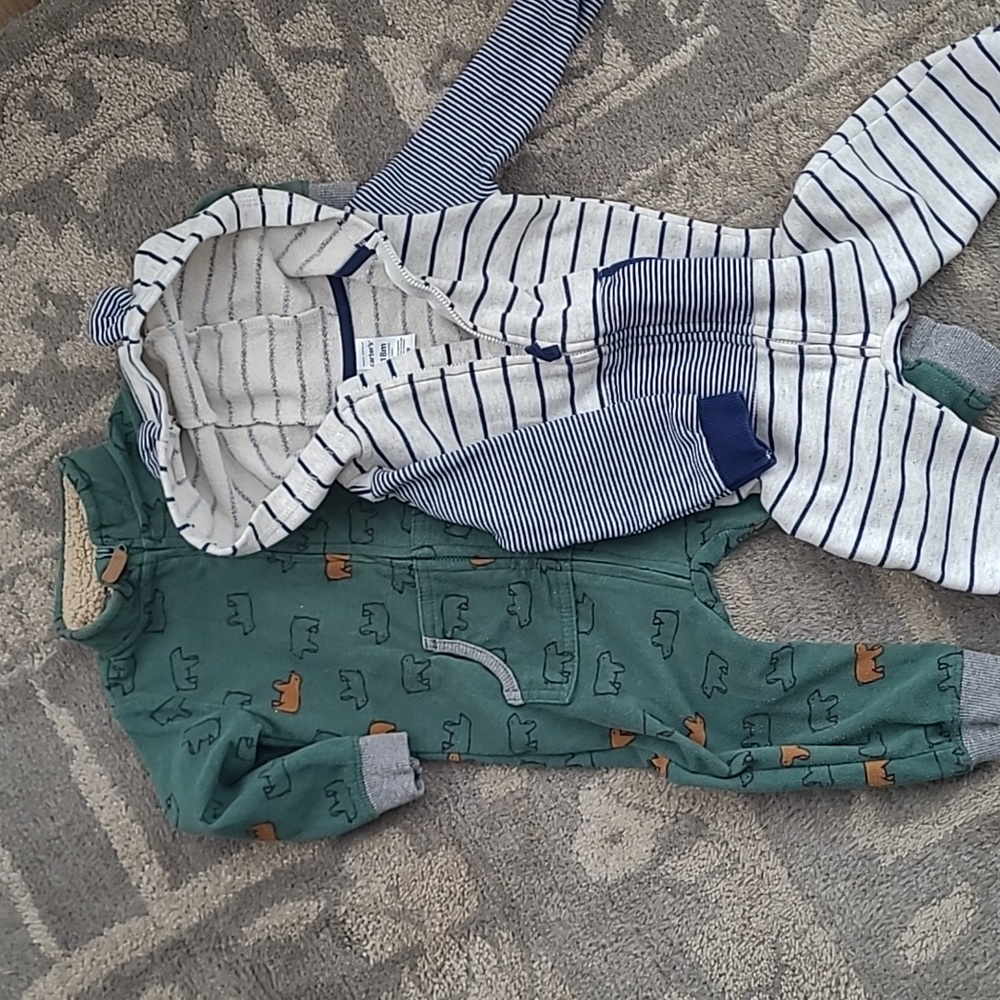 Carter's 18m zip-up one-piece bundle